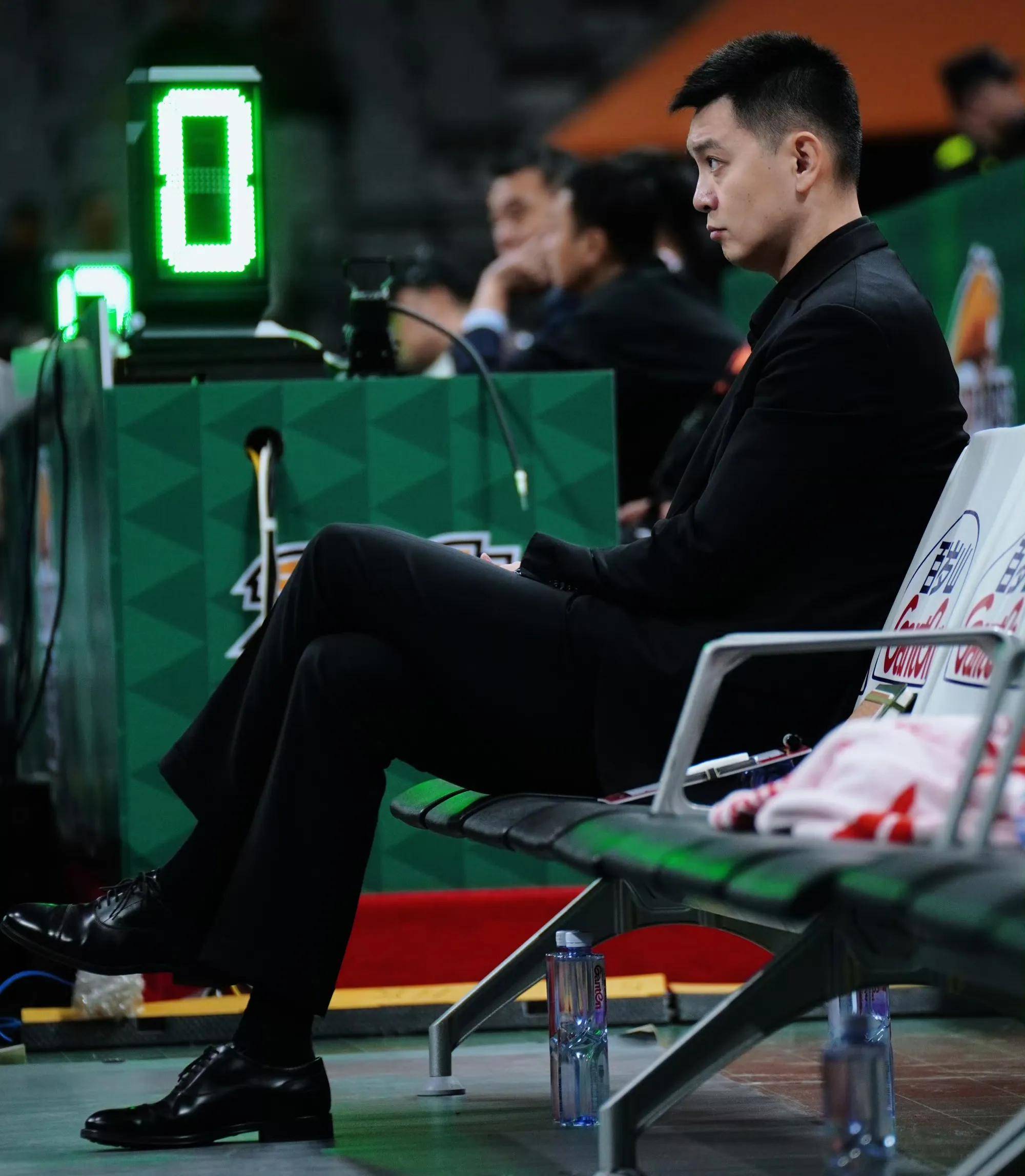 关于离谱！山东男篮临场应变备战欧冠波特兰开拓者冲刺阶段官宣签约，成都蓉城再遭质疑的信息