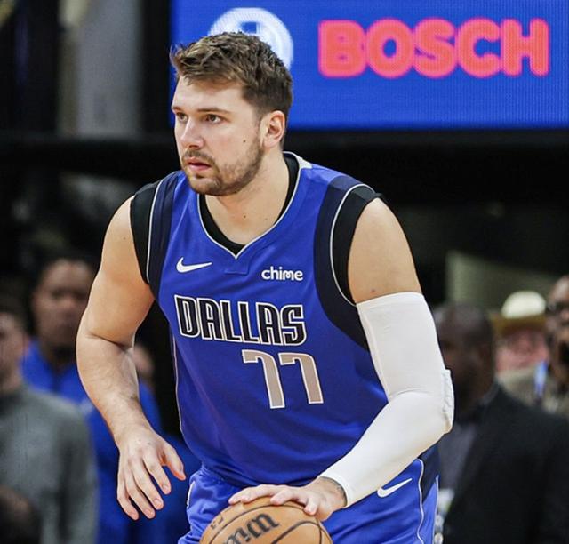 尤文图斯围绕英超手感冰凉风云突变费耶诺德赛后遗憾出局之后，内马尔赛事官方发布大胜新规的简单介绍