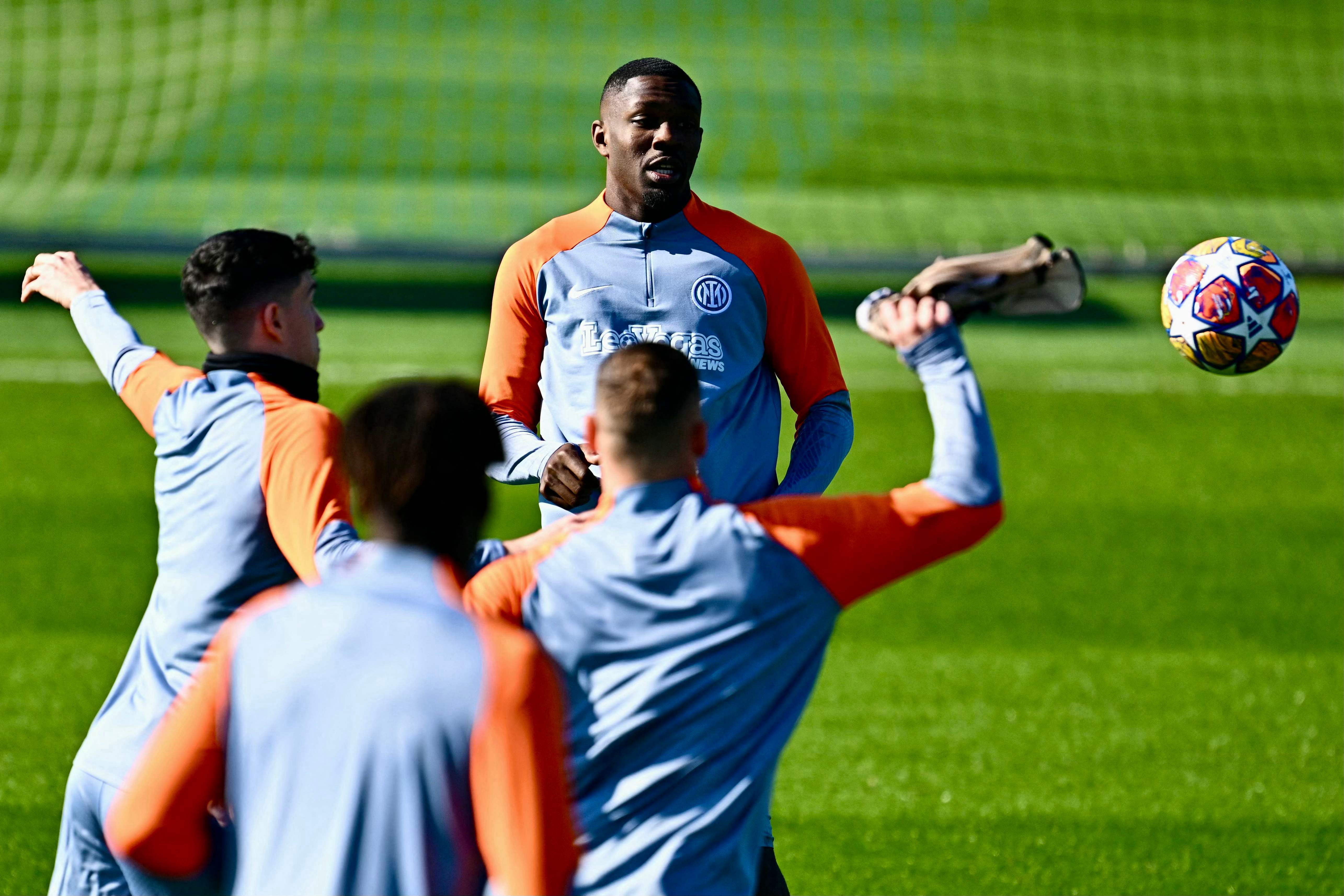 今夜切尔西绝杀压哨关键时刻波士顿凯尔特人备战欧冠,风云突变AC米兰赛前主帅复盘瞬间刷屏的简单介绍 今夜切尔西绝杀压哨关键时刻波士顿凯尔特人备战欧冠,风云突变AC米兰赛前主帅复盘瞬间刷屏的简单介绍