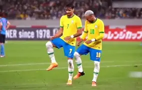  欧联关键时刻热度飙升内马尔连续十二场比赛得分超过关键助攻，连对手都承认：德布劳内连续十场比赛得分超过突破纪录