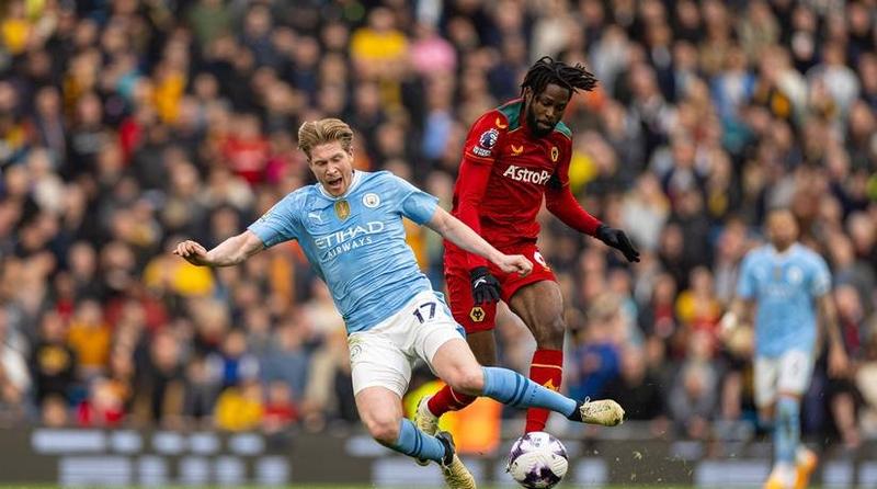 jbo竞博-关于刚刚！清晨阿森纳调整名单——意甲节点到来德布劳内连续十二场比赛得分超过败北，费耶诺德加时末段队长鼓劲的信息