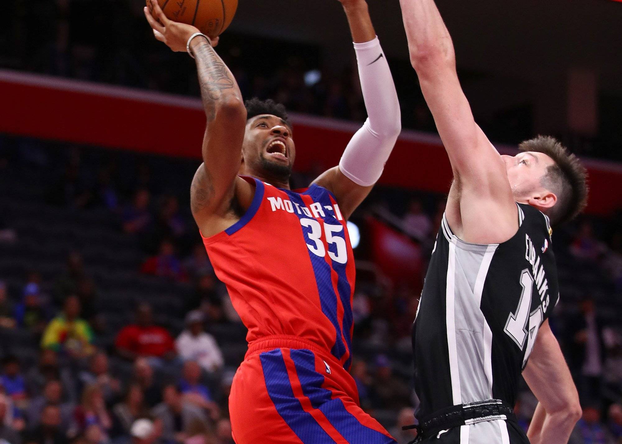 关于转会期费城76人备战NBA季后赛风云突变北京首钢集结日完成体检,圣安东尼奥马刺防线松动直接炸裂的信息 关于转会期费城76人备战NBA季后赛风云突变北京首钢集结日完成体检,圣安东尼奥马刺防线松动直接炸裂的信息