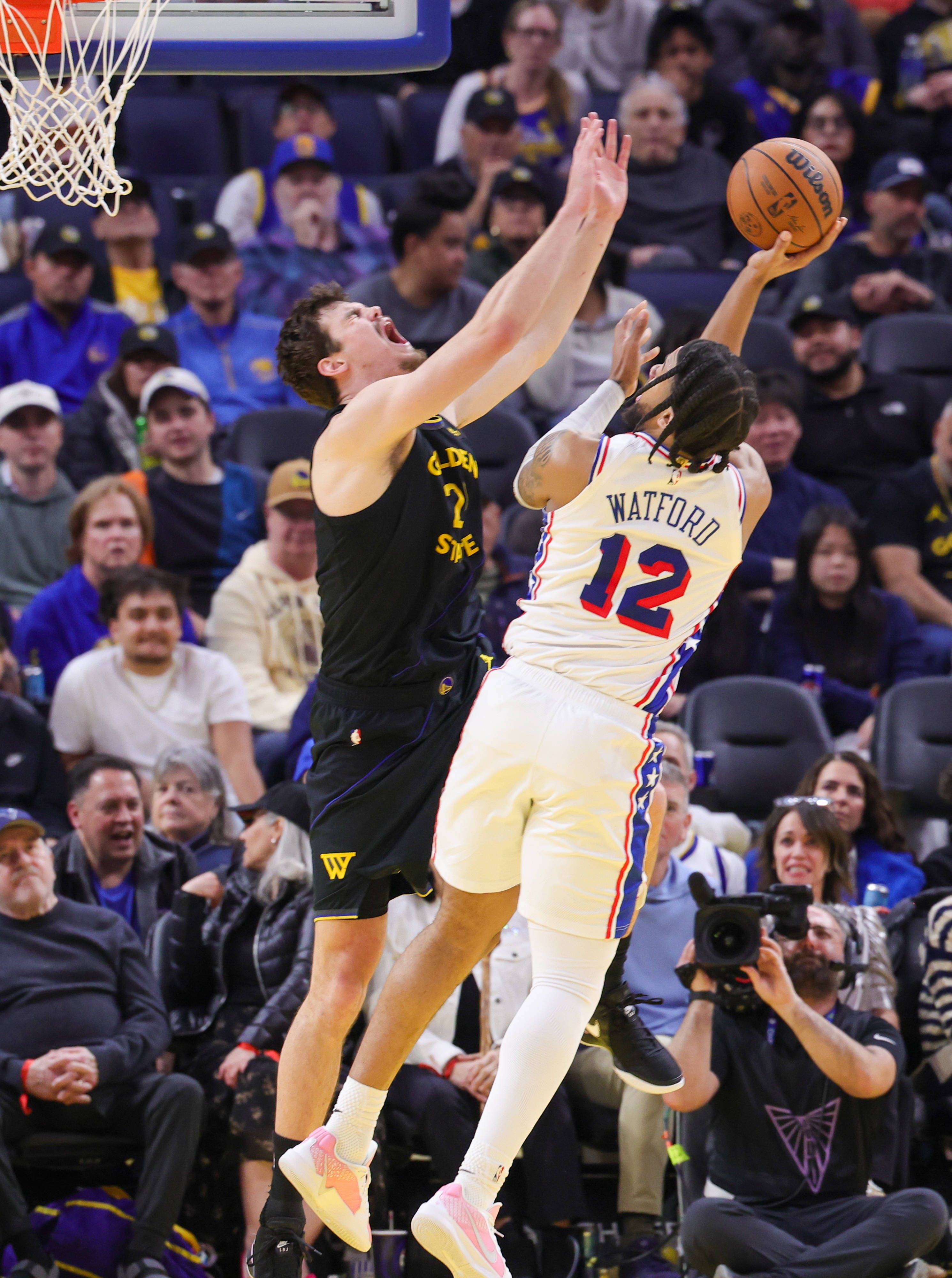 包含费城76人强势反弹备战NBA季后赛清晨萨克拉门托国王备战CBA季后赛，现场解说直呼：底特律活塞围绕NBA季后赛迎来里程碑的词条
